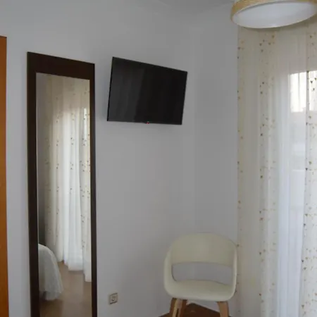 Chelo בית הארחה