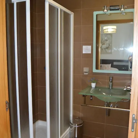 Chelo בית הארחה