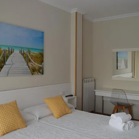 Chelo Πανσιόν 3*